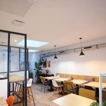 Espace Entier Centre De פריז